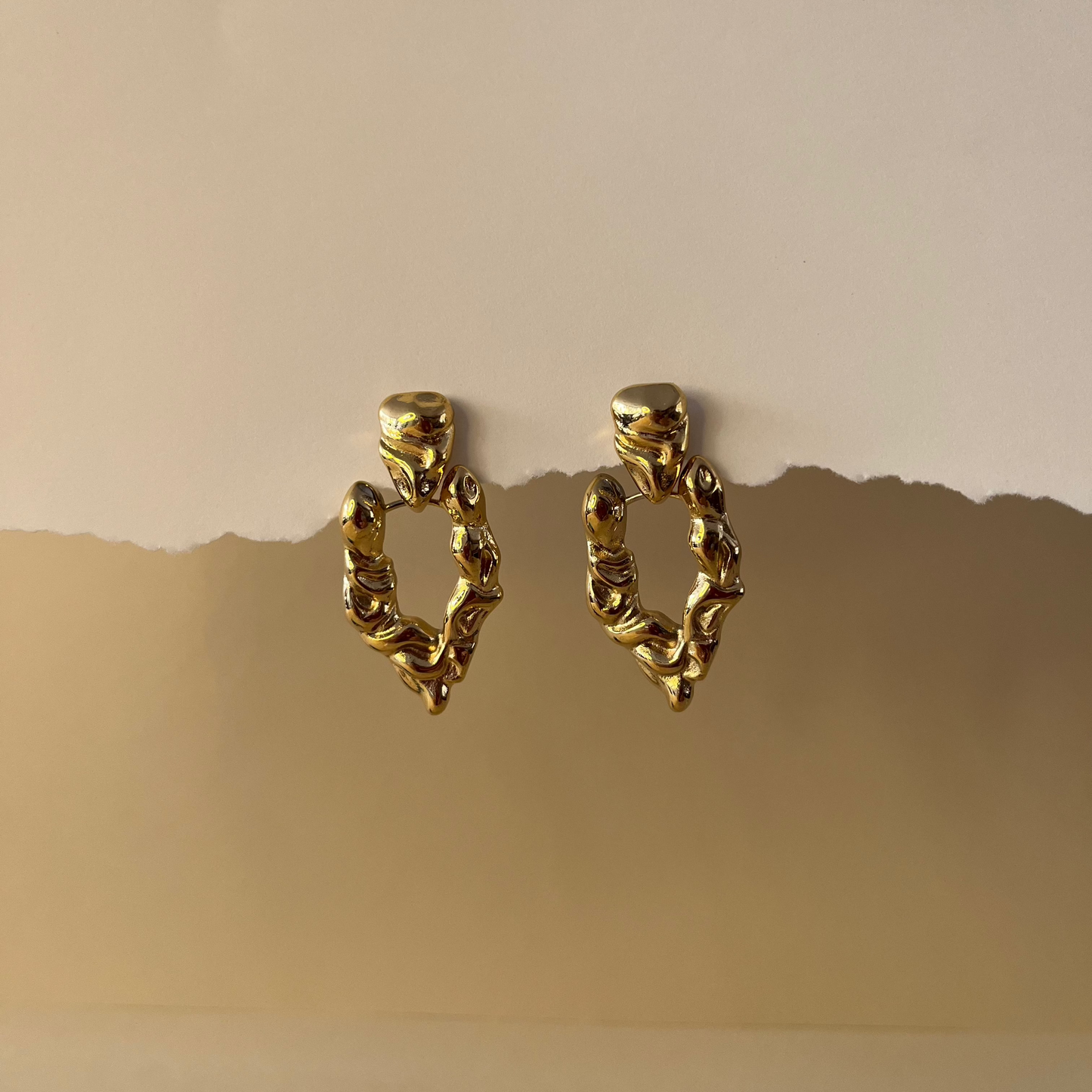 ARETE IRREGULAR