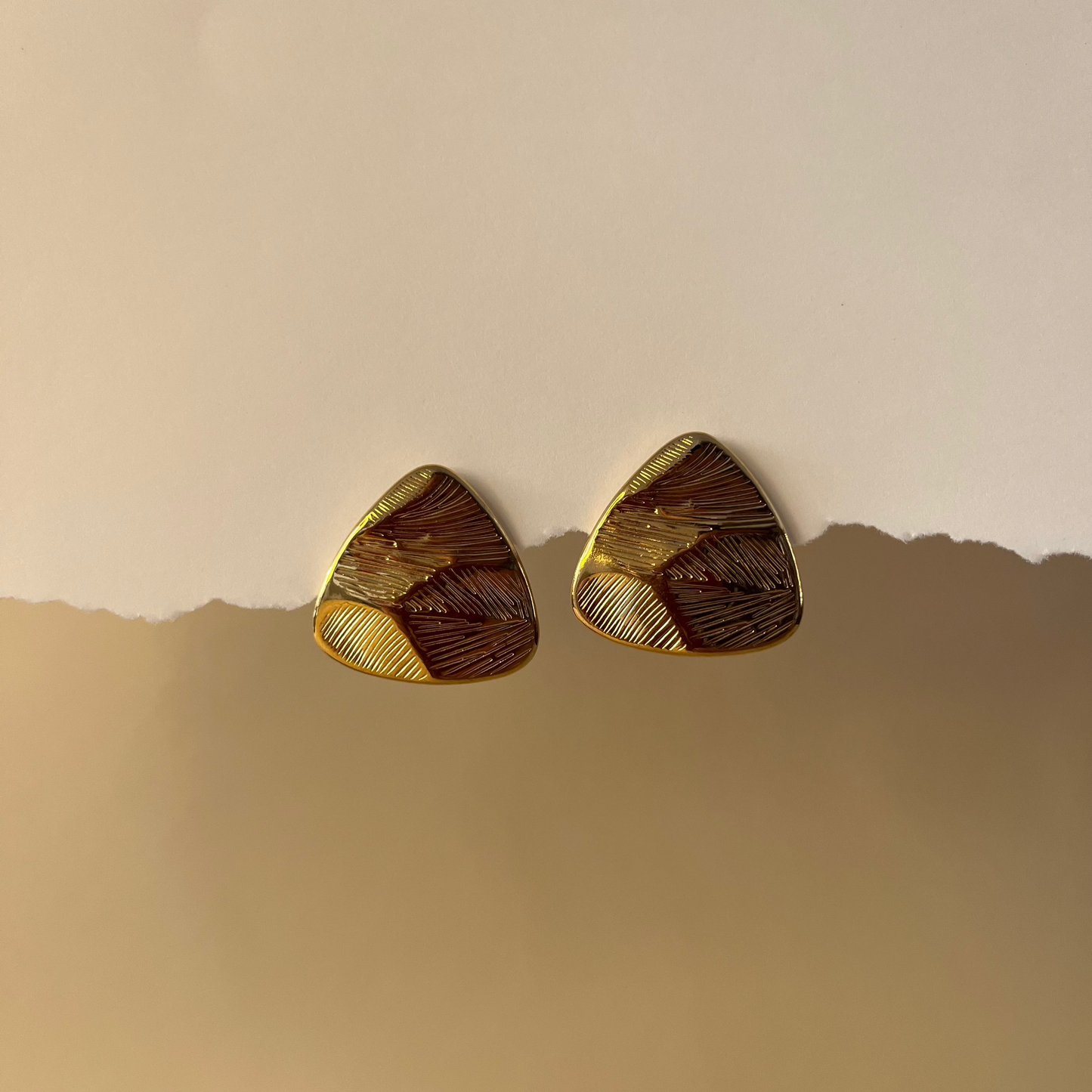 ARETE TRIANGULO