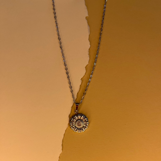 COLLAR GIRASOL PLATEADO